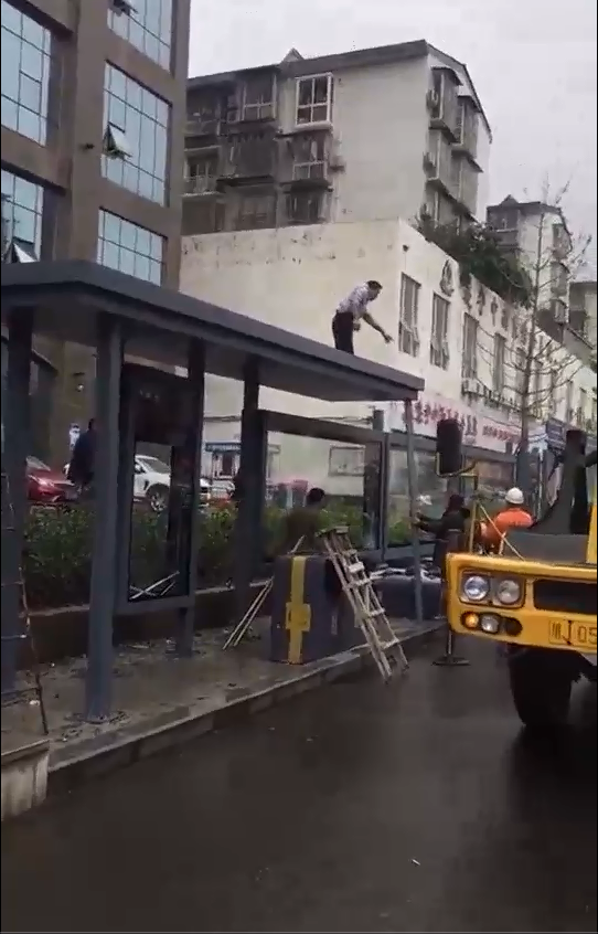 成都候車廳安裝視頻