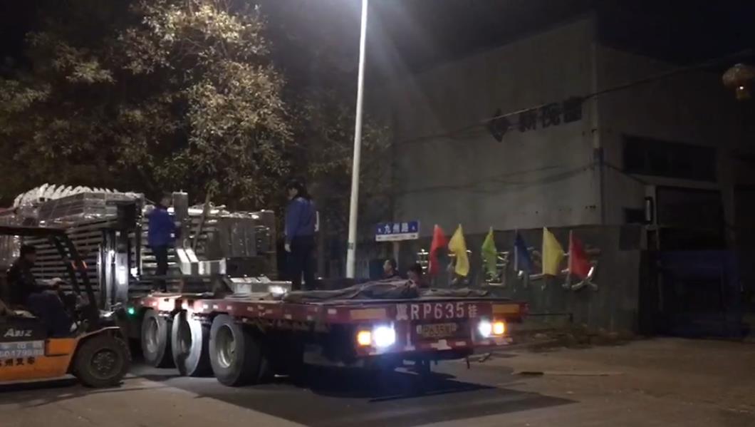 浙江候車亭繼續(xù)發(fā)貨中