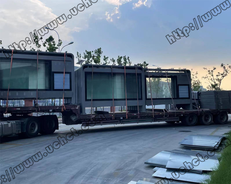 新款智能候車亭第二車發(fā)貨中